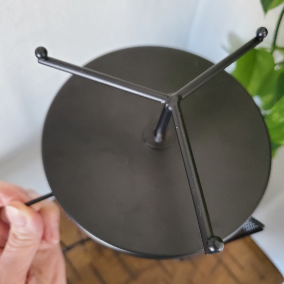 Rotating Jewelry Stand - Picture 7 of 10